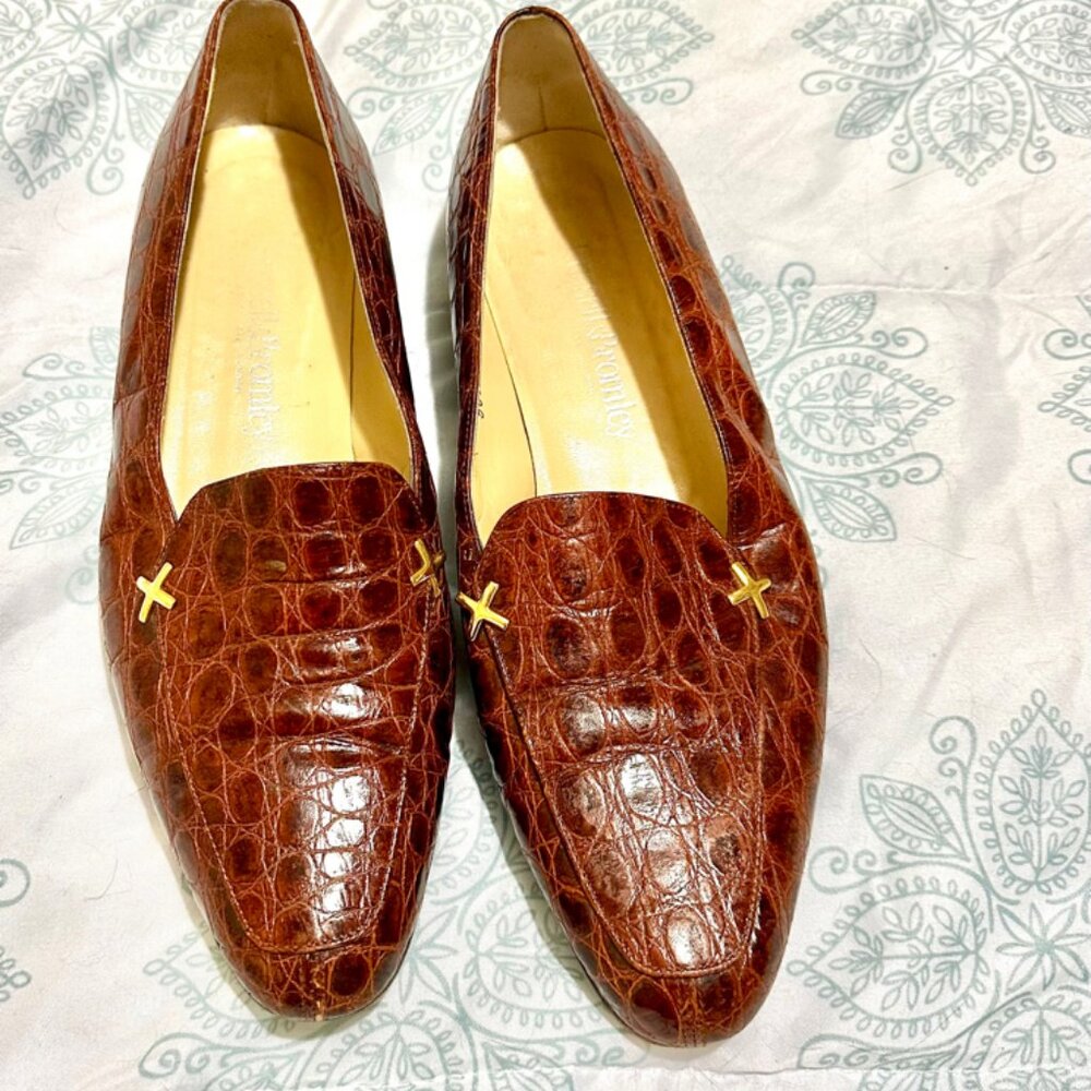 Mauri Russell Bromley authentic taupe brown crocodile loafers Size 9.5-10 Women